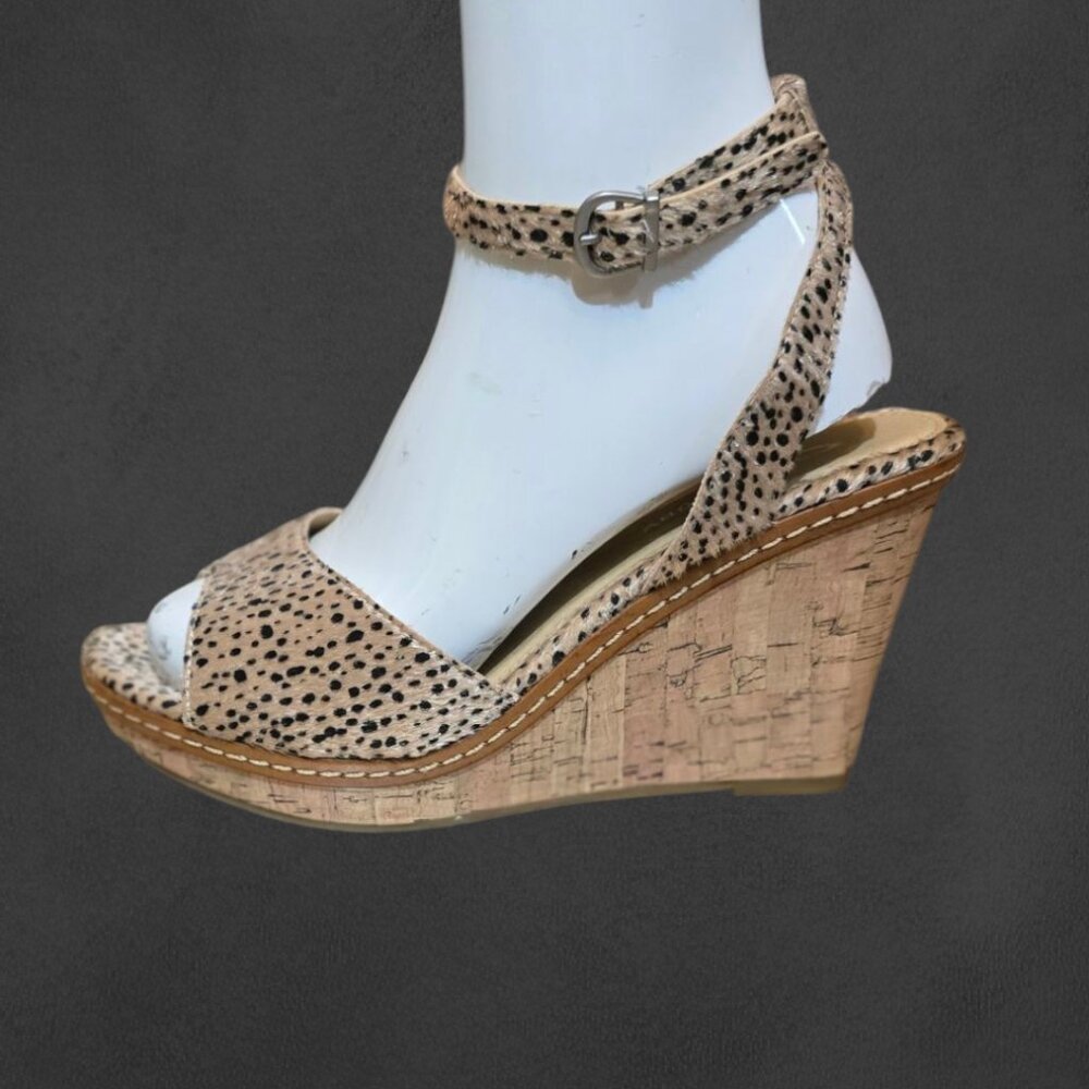 Leopard Print Wedge Peep Toe CL by LAUNDRY Sandal sz 8.5/9